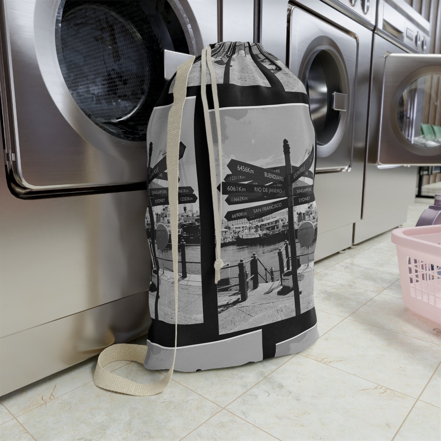 I.O.V WYG Travel Multi-Use Bag