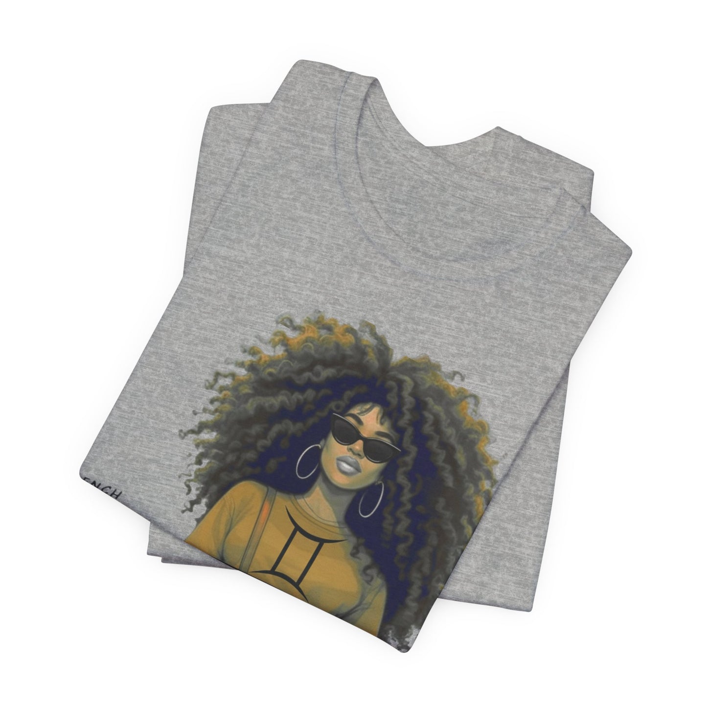 I.O.V-(Gemini) Voyage Avec Moi Afro Travel Girl Graphic Tee