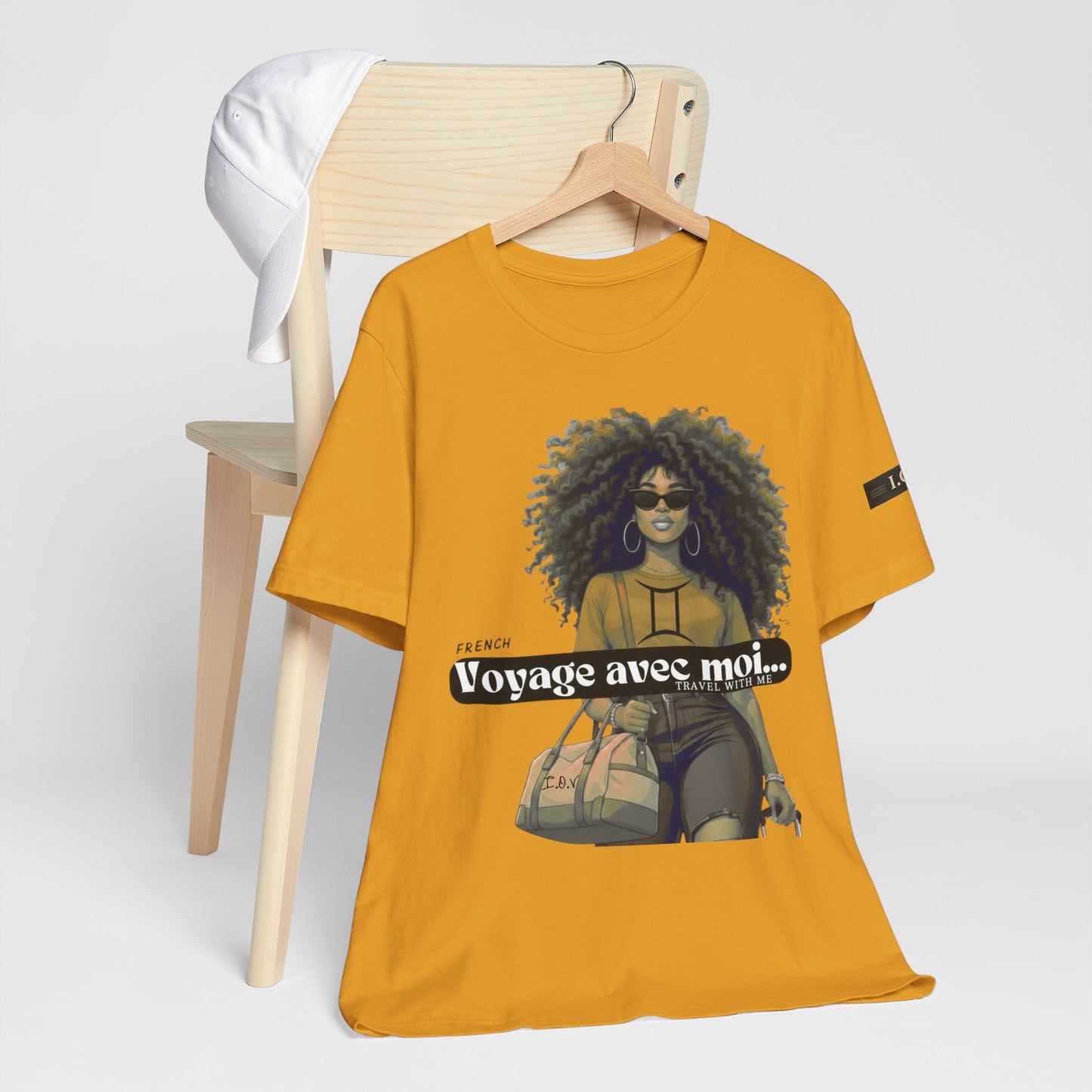 I.O.V-(Gemini) Voyage Avec Moi Afro Travel Girl Graphic Tee