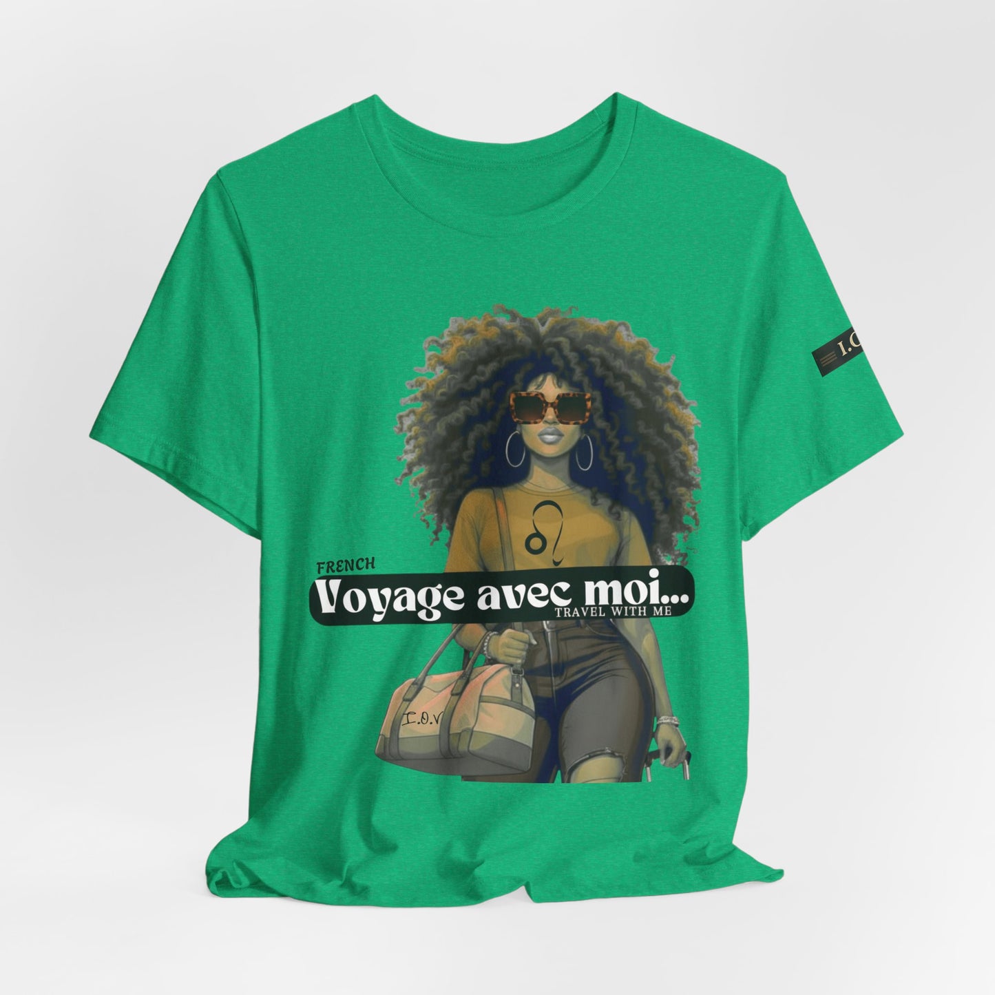 I.O.V-(Leo) Voyage Avec Moi Afro Travel Girl Graphic Tee