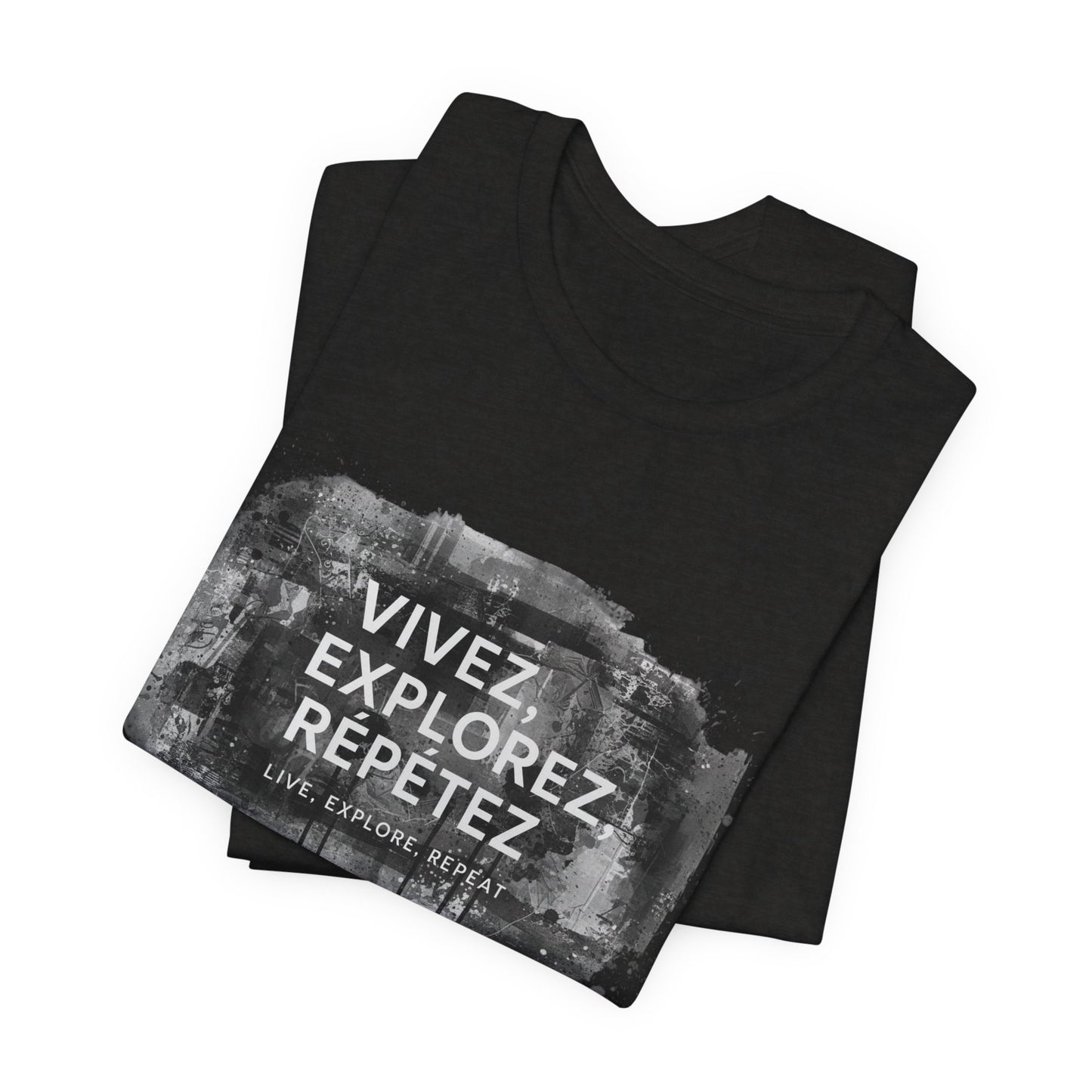 I.O.V-FL26 "Vivez, Explorez, Répétez" Graphic Tee